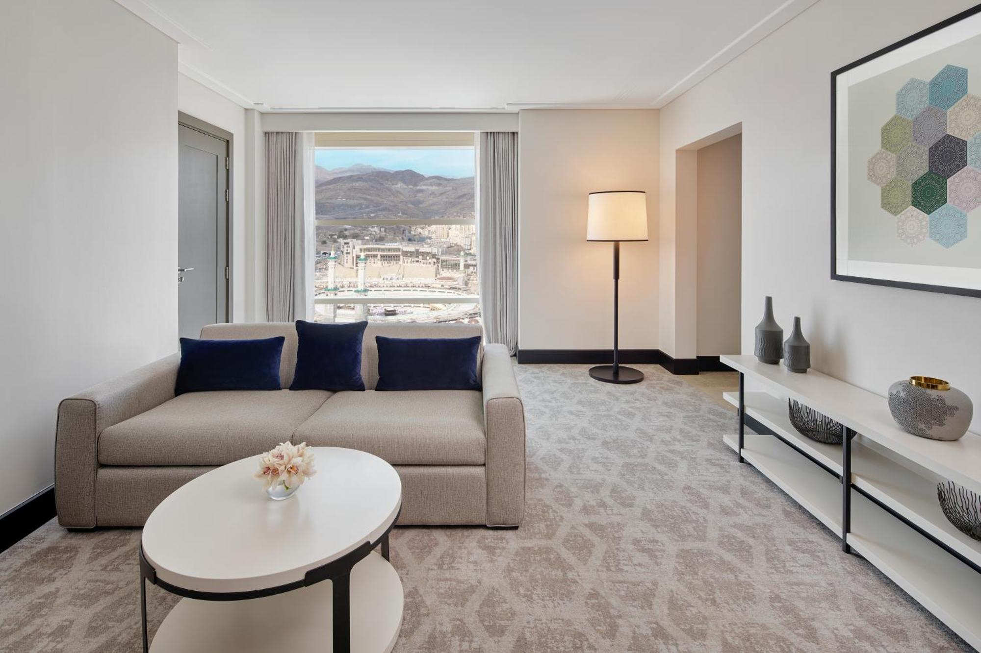 Address Jabal Omar Makkah Aparthotel Mekka Buitenkant foto A living room at the hotel
